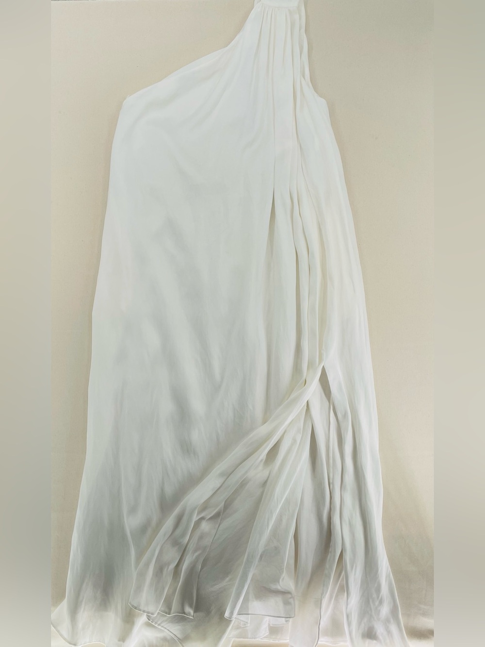 Reiss Ivory One-Shoulder Gown with Sculpted Bow - Picture 6 of 15
